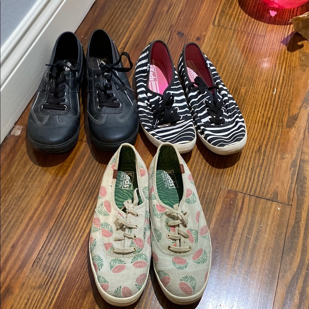 Lot Size 10 Keds Print Canvas Shoes